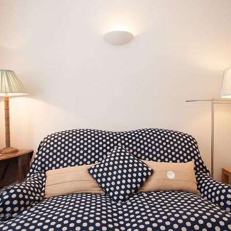 Veeve - City Cottage Vr ลอนดอน ภายนอก รูปภาพ